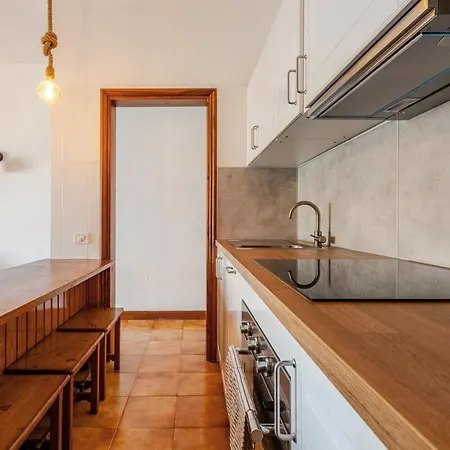 Apartment La Marina *